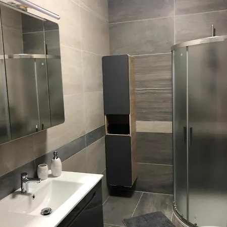 Kubovka 63 بيت ضيافة Kubova Huť